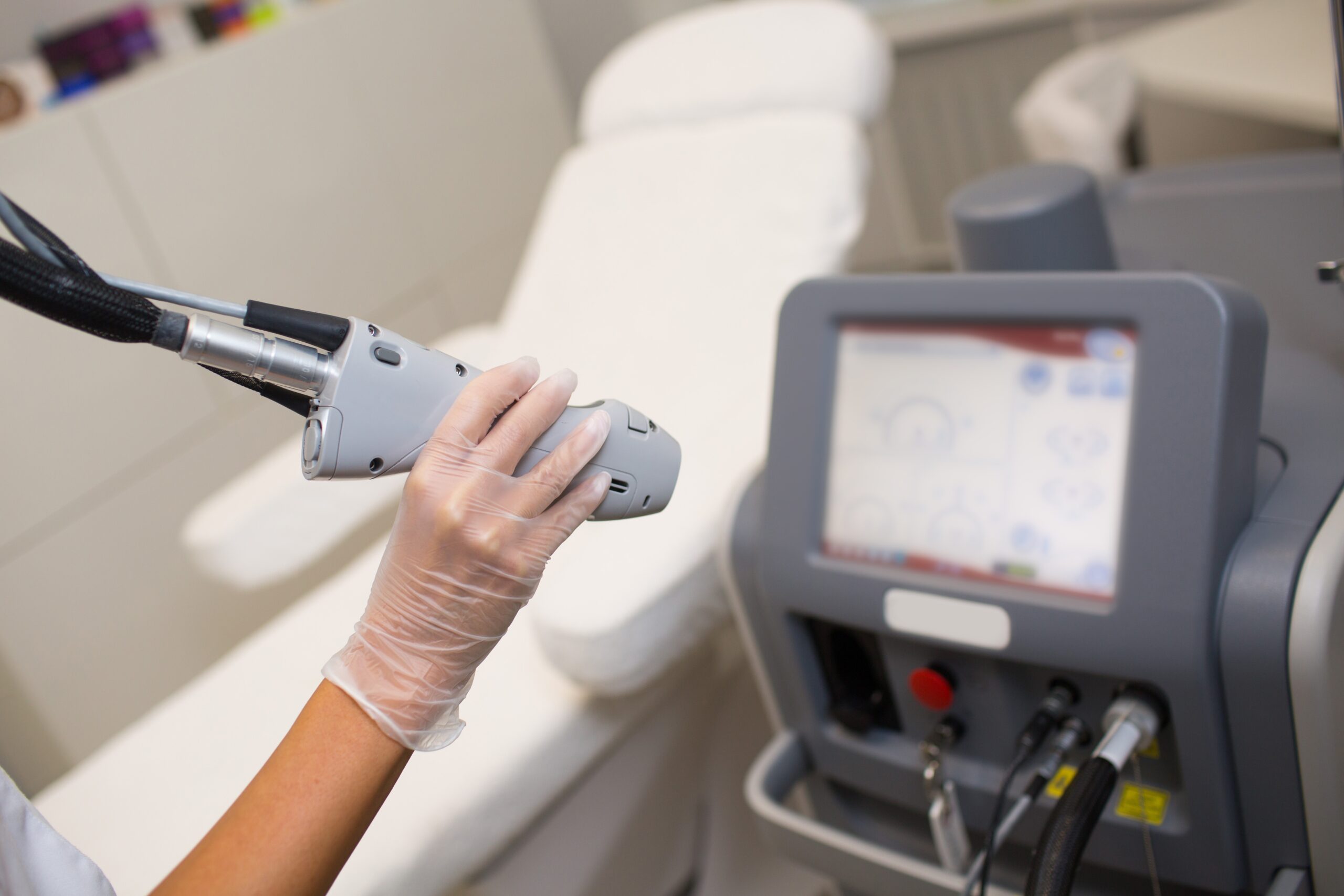 Male Beardline and Neck Laser Hair Removal - 12 Sessions